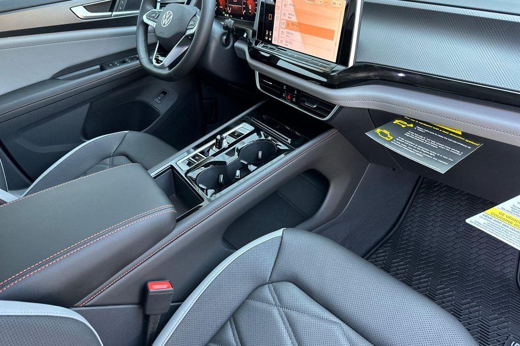 new 2025 Volkswagen Atlas car, priced at $47,216