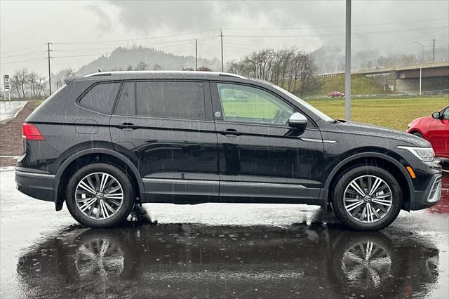 new 2024 Volkswagen Tiguan car, priced at $31,051