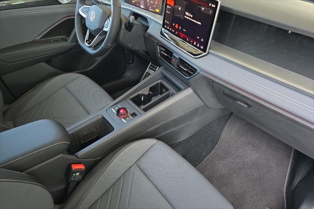 new 2025 Volkswagen Tiguan car, priced at $39,881