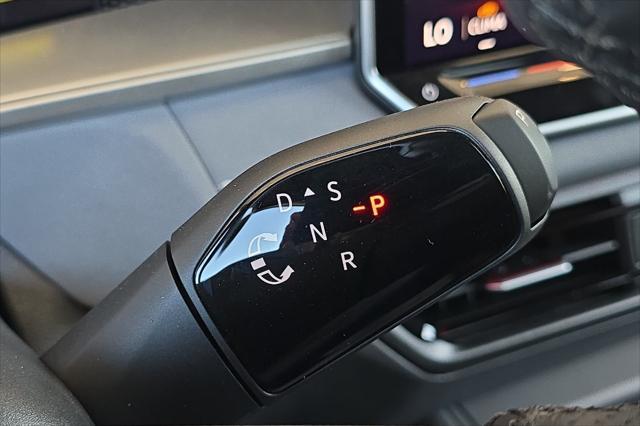 new 2025 Volkswagen Tiguan car, priced at $39,881