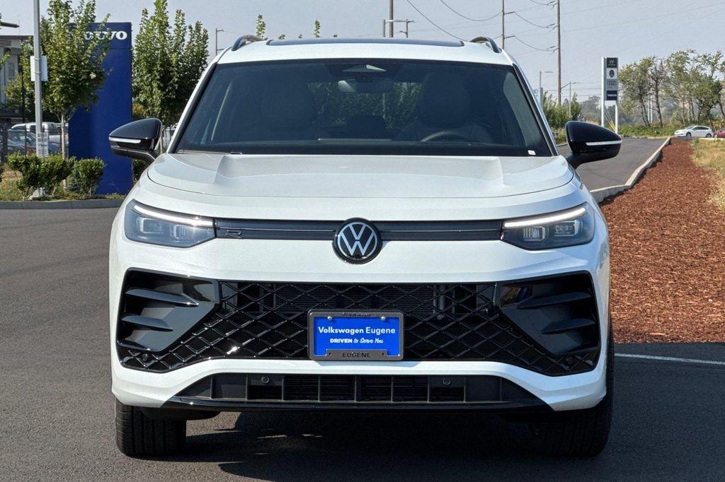 new 2025 Volkswagen Tiguan car, priced at $40,459