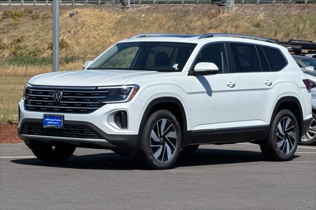 new 2025 Volkswagen Atlas car, priced at $52,684