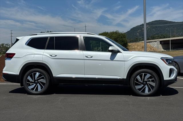 new 2025 Volkswagen Atlas car, priced at $52,684