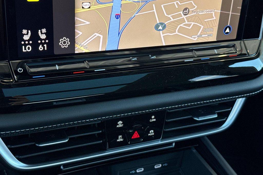 new 2025 Volkswagen Atlas car, priced at $52,684