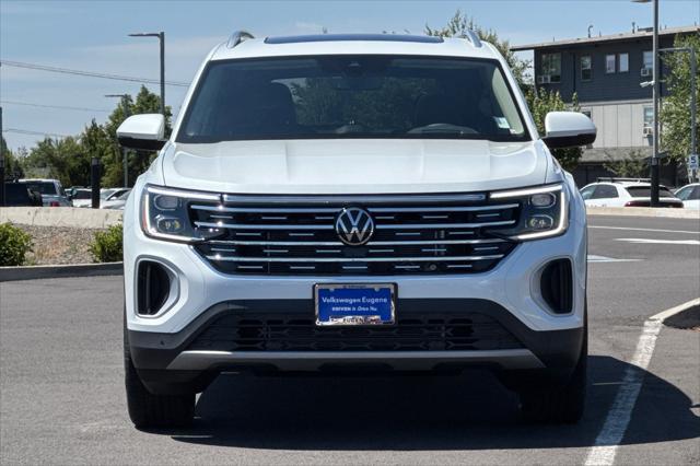new 2025 Volkswagen Atlas car, priced at $52,684
