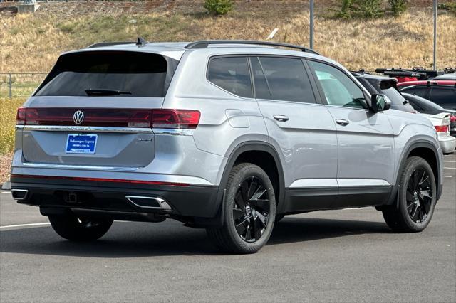 new 2024 Volkswagen Atlas car, priced at $40,700