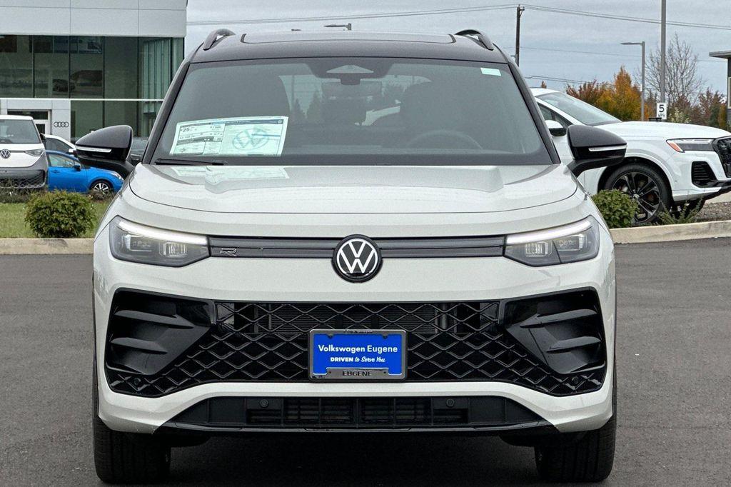 new 2025 Volkswagen Tiguan car, priced at $36,412