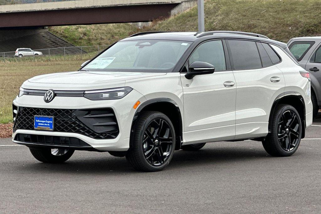 new 2025 Volkswagen Tiguan car, priced at $36,412