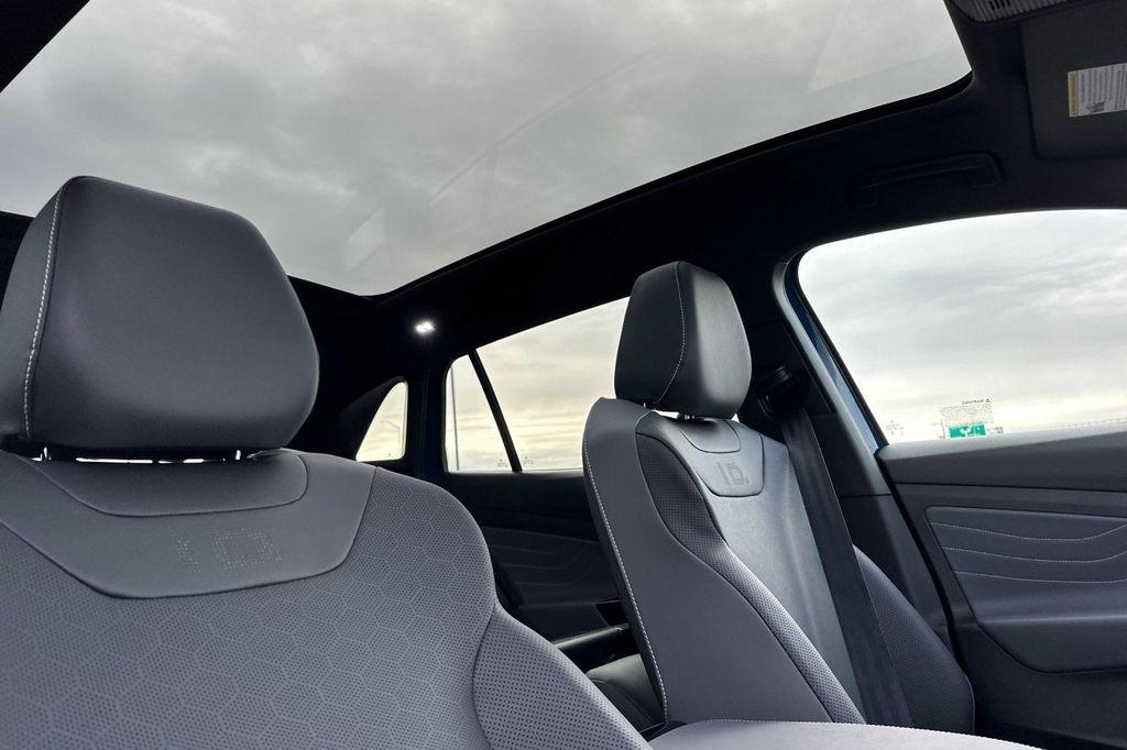 new 2025 Volkswagen ID.4 car, priced at $57,371
