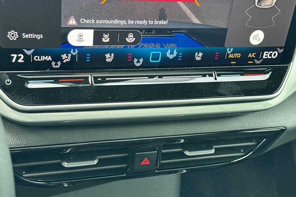 new 2025 Volkswagen ID.4 car, priced at $57,371