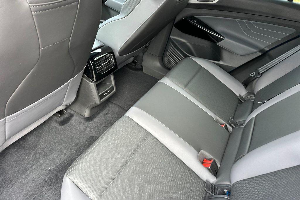 new 2025 Volkswagen ID.4 car, priced at $57,371