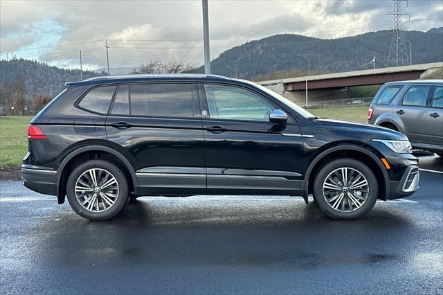 new 2024 Volkswagen Tiguan car, priced at $32,208