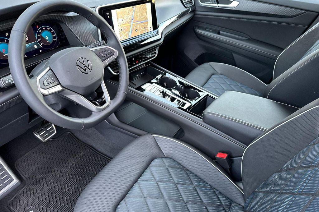 new 2025 Volkswagen Atlas Cross Sport car, priced at $52,003