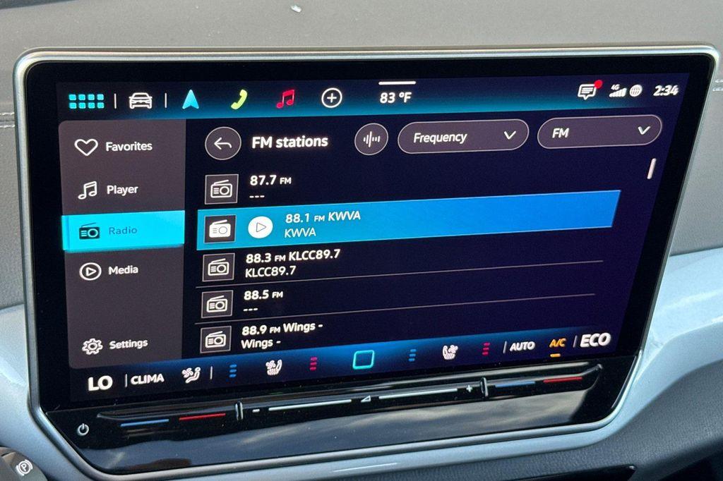 new 2025 Volkswagen ID.4 car, priced at $60,321