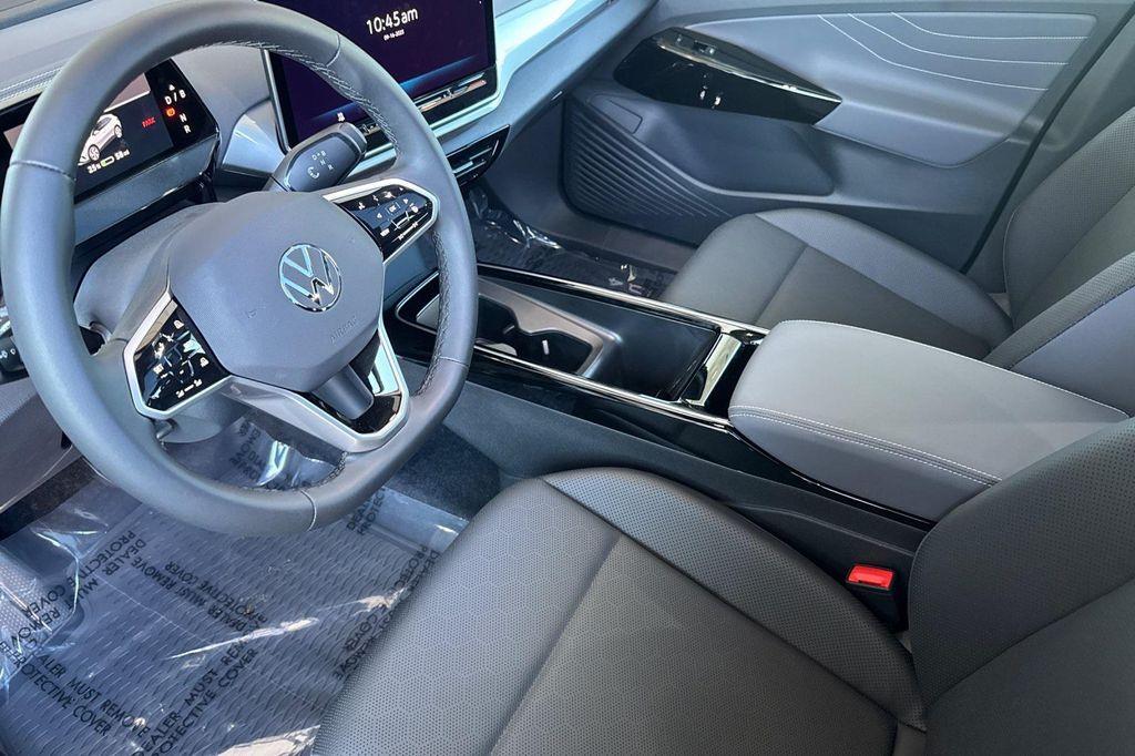 new 2025 Volkswagen ID.4 car, priced at $51,366