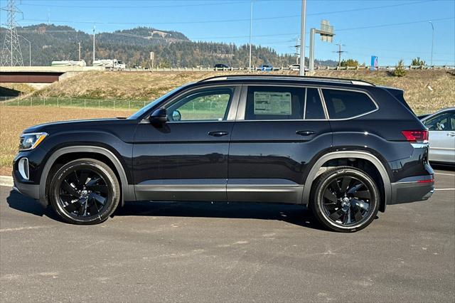 new 2024 Volkswagen Atlas car, priced at $40,200