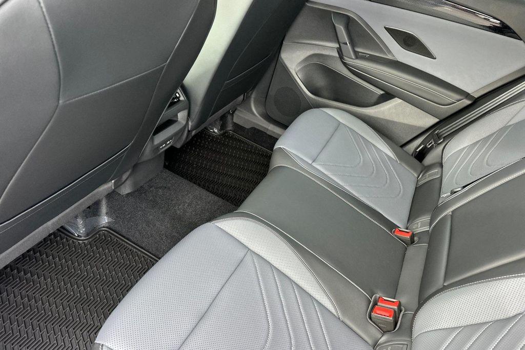 new 2025 Volkswagen Tiguan car, priced at $33,882