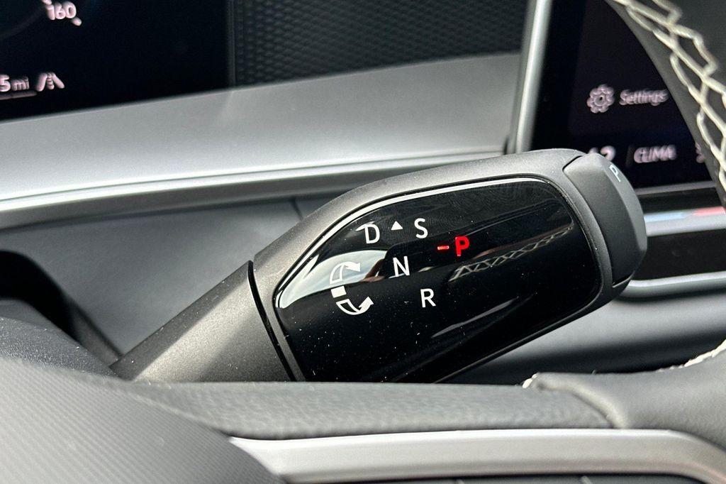 new 2025 Volkswagen Tiguan car, priced at $33,882