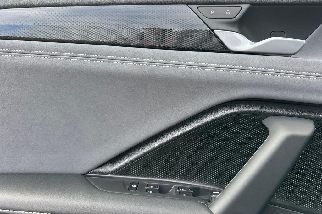 new 2025 Volkswagen Tiguan car, priced at $33,882