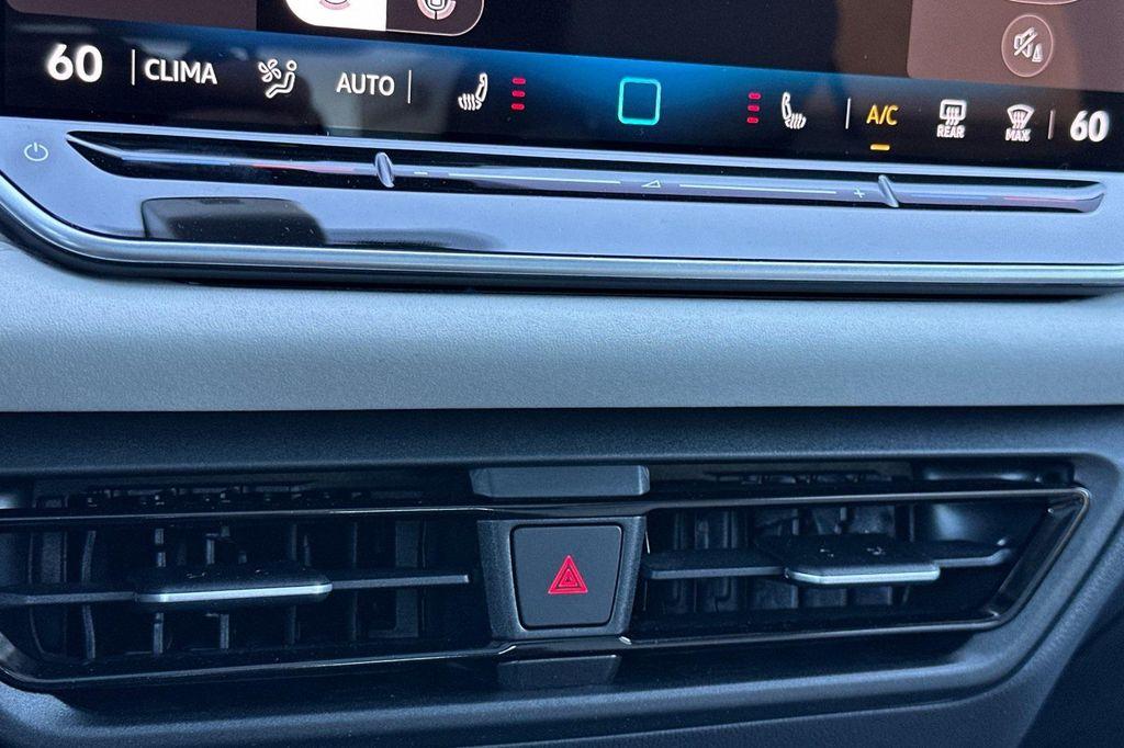 new 2025 Volkswagen Tiguan car, priced at $34,844