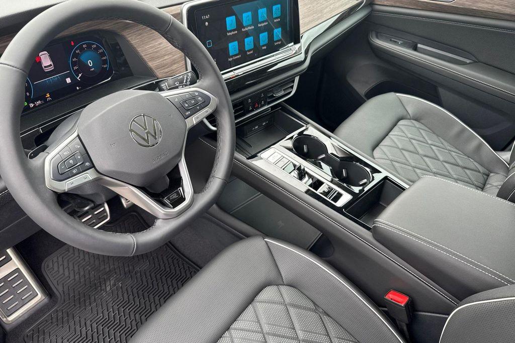 new 2025 Volkswagen Atlas car, priced at $50,191