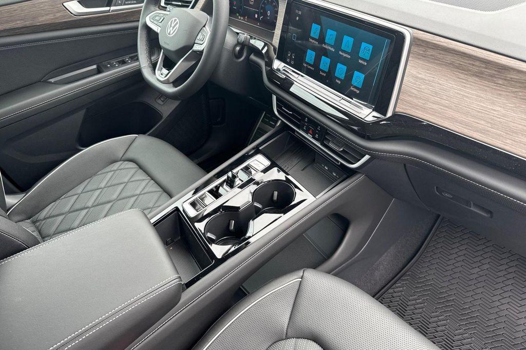 new 2025 Volkswagen Atlas car, priced at $50,191