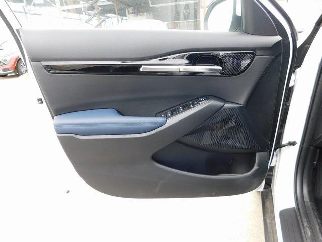 new 2025 Kia Seltos car, priced at $26,620