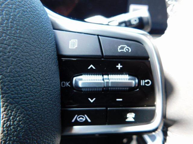 new 2025 Kia Sorento car, priced at $37,690