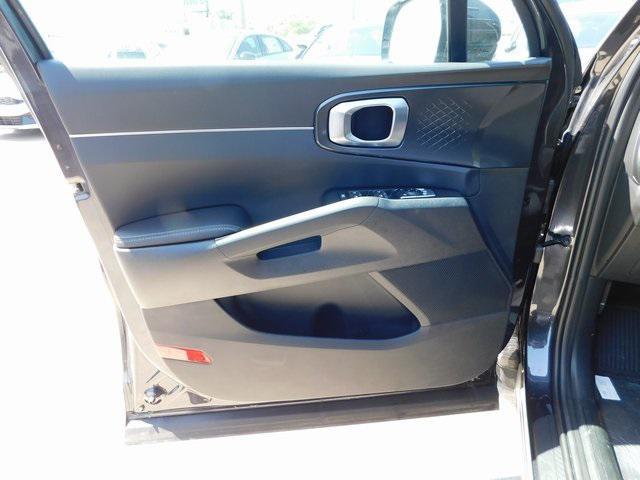 new 2025 Kia Sorento car, priced at $37,690