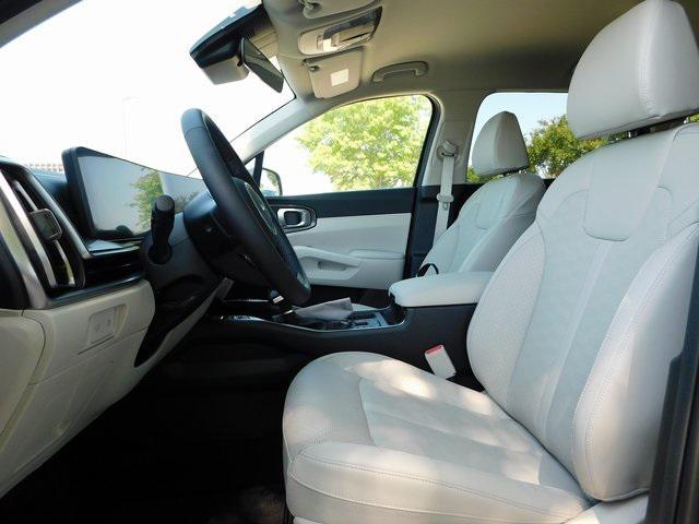 new 2025 Kia Sorento car, priced at $36,690
