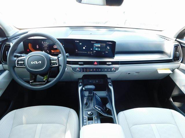 new 2025 Kia Sorento car, priced at $36,690