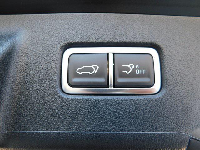 new 2025 Kia Sorento car, priced at $36,690