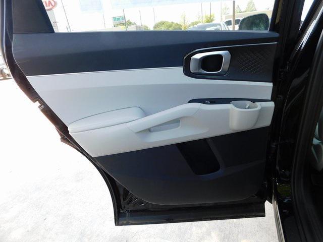 new 2025 Kia Sorento car, priced at $36,690