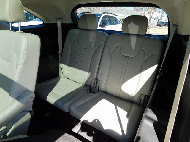 new 2024 Kia Sorento car, priced at $43,955