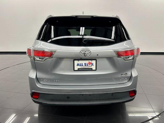 used 2016 Toyota Highlander car, priced at $16,936