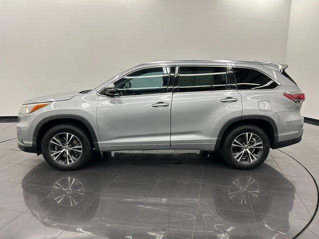 used 2016 Toyota Highlander car, priced at $16,936