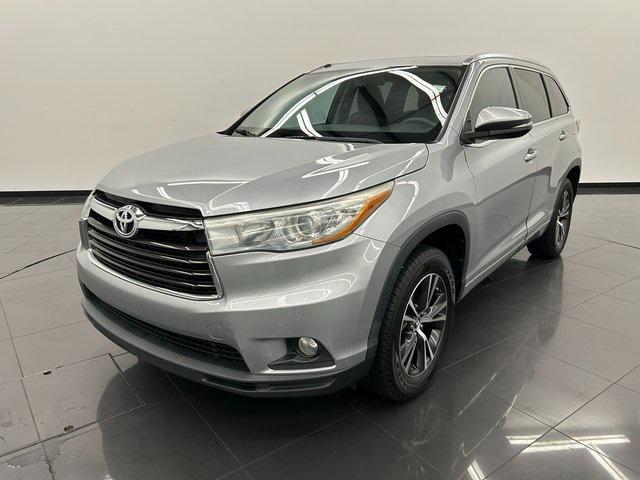 used 2016 Toyota Highlander car, priced at $16,936