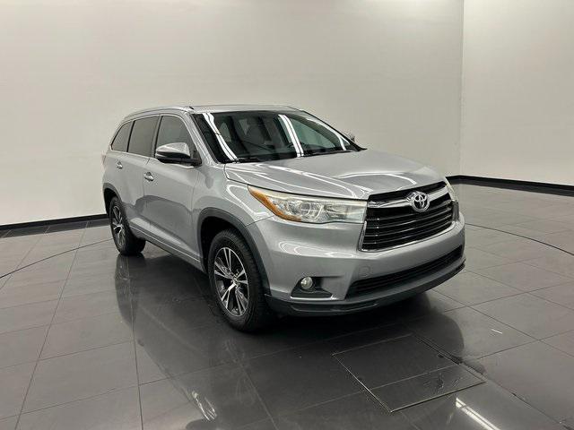 used 2016 Toyota Highlander car, priced at $16,936
