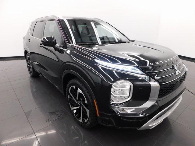 used 2022 Mitsubishi Outlander car, priced at $25,893