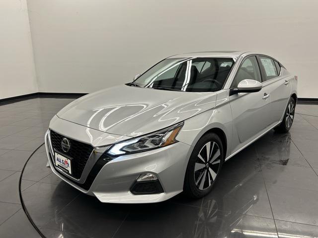 used 2022 Nissan Altima car