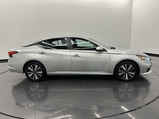 used 2022 Nissan Altima car