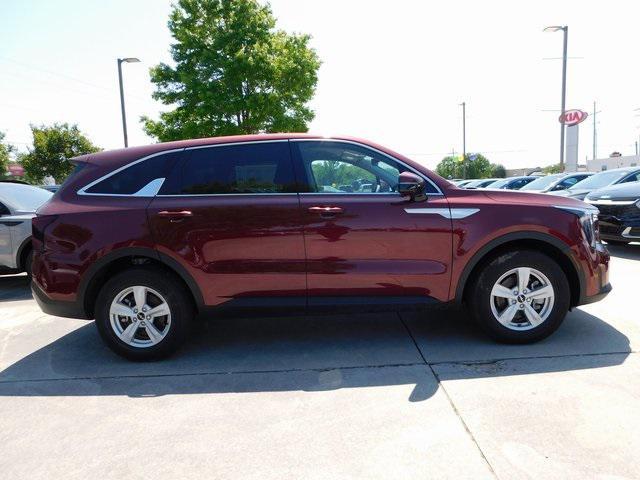 new 2025 Kia Sorento car, priced at $32,435
