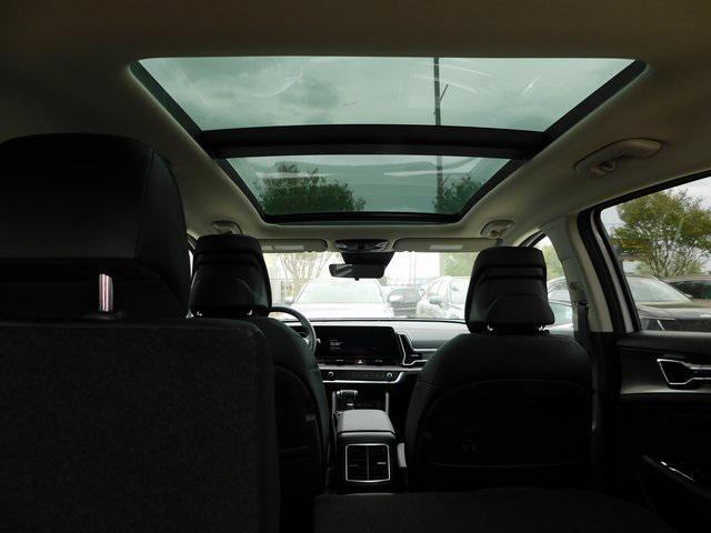 new 2025 Kia Sportage car, priced at $31,745