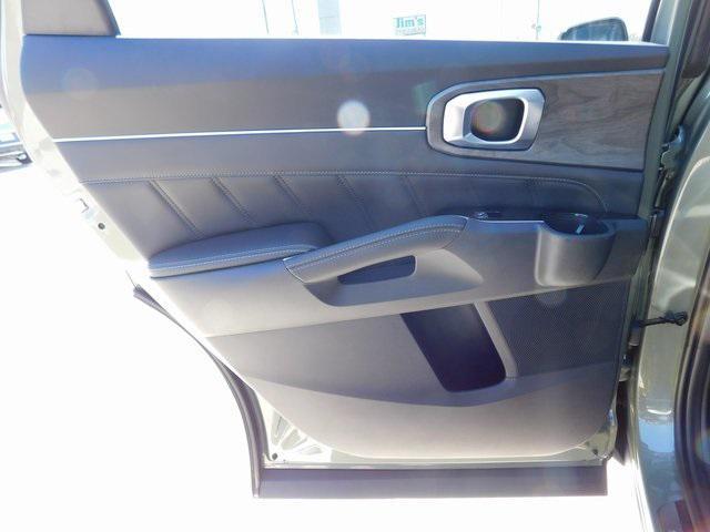 new 2024 Kia Sorento car, priced at $45,260