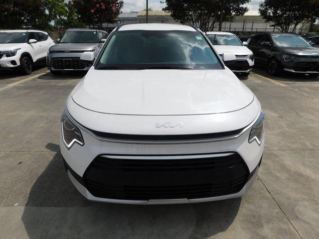 new 2025 Kia Niro car, priced at $27,885