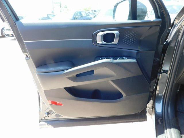 new 2025 Kia Sorento car, priced at $35,490