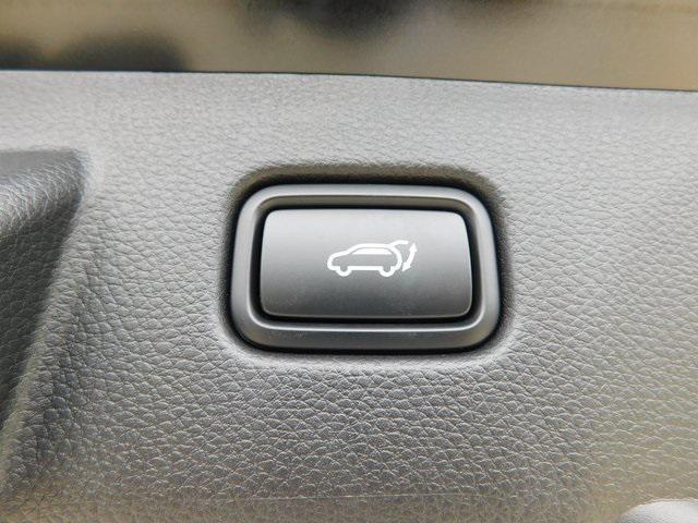 new 2024 Kia Seltos car, priced at $33,110