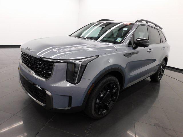 used 2025 Kia Sorento car, priced at $38,313