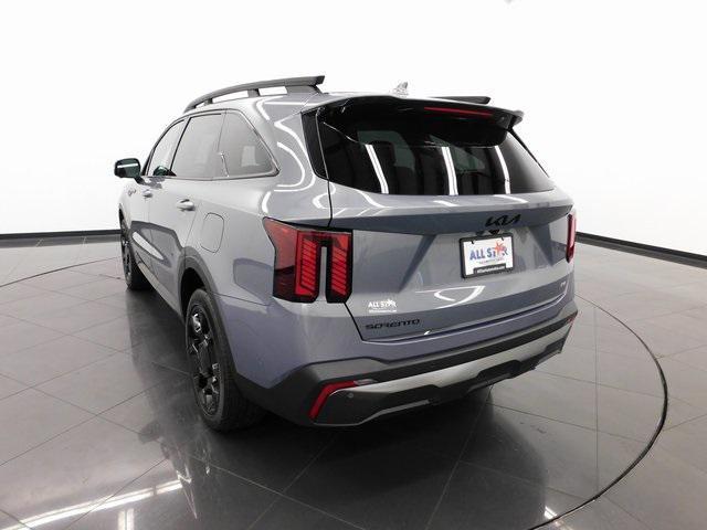 used 2025 Kia Sorento car, priced at $38,313