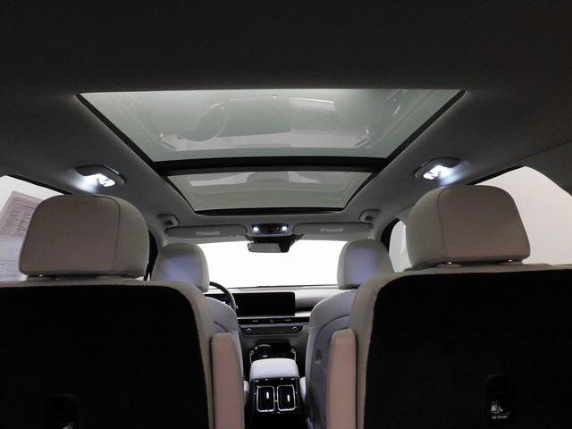 used 2025 Kia Sorento car, priced at $37,264
